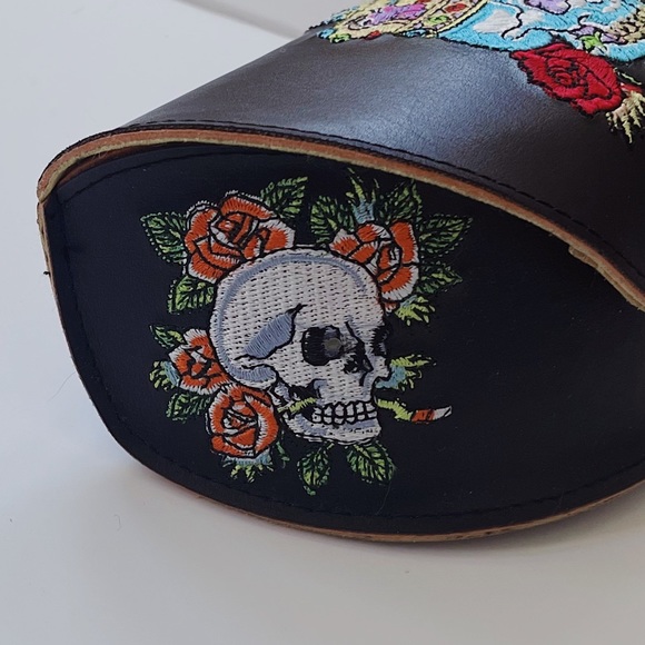 NWT Ed Hardy “King” Vintage Tattoo Sunglasses - Picture 12 of 15